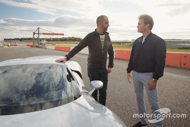Ніко Росберг протестував Porsche 918 Spyder