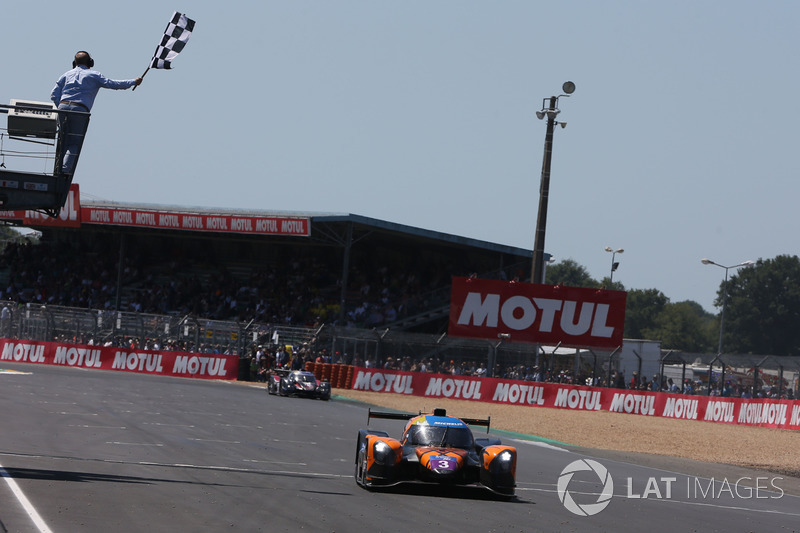 #3 DKR Engineering Norma M30 - Nissan: Jean Glorieux, Alexander Toril, prende la bandiera a scacchi
