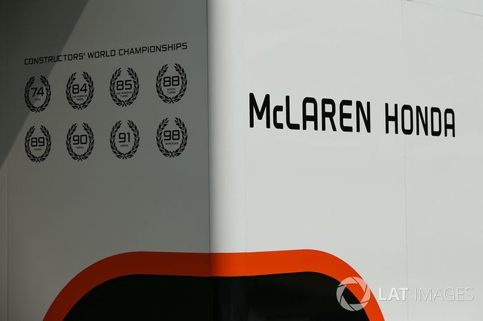 Box de McLaren