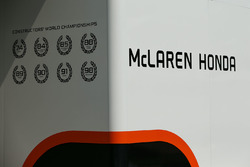 Бокси McLaren