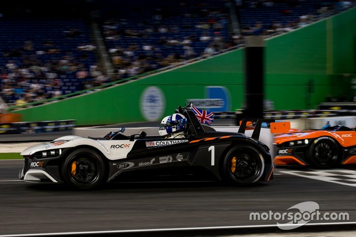 David Coulthard, driving the VUHL 05