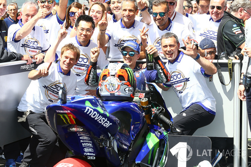 Le vainqueur Maverick Viñales, Yamaha Factory Racing