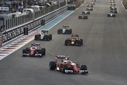 Kimi Räikkönen, Ferrari SF16-H, Sebastian Vettel, Ferrari SF16-H