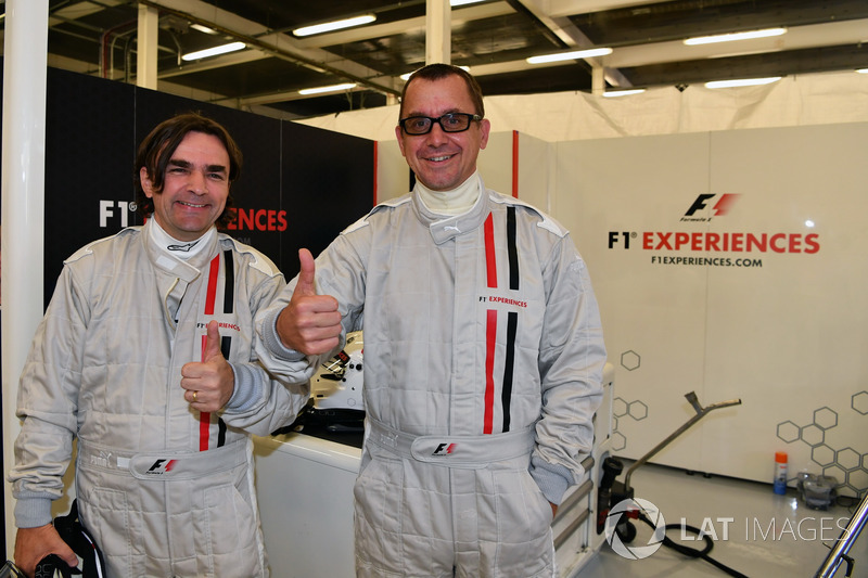 Adam Cooper, Journalist F1 Experiences 2-Seater passenger and Jonathan Noble, Journalist F1 Experiences 2-Seater passenger