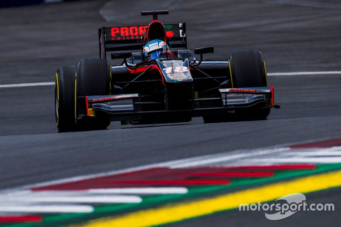 Nyck De Vries, Rapax