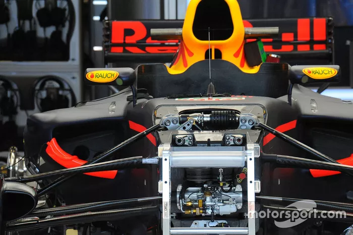 Red Bull RB13 front suspension detail