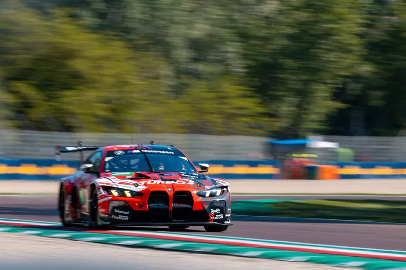 #32 Équipe WRT BMW M4 LMGT3 EVO : Darren Leung, Sean Gelael, Augusto Farfus