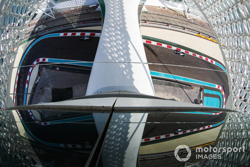 Lewis Hamilton, Mercedes AMG F1 W09 EQ Power+