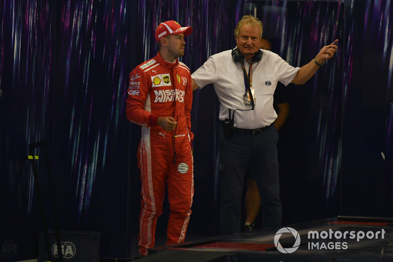 Себастьян Феттель, Ferrari, технічний делегат FIA Йо Бауер