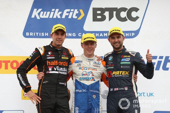Podium, Dan Cammish, Team Dynamics Honda Civic, Rory Butcher, AmD Tuning Honda Civic and Andrew Jordan, WSR BMW 