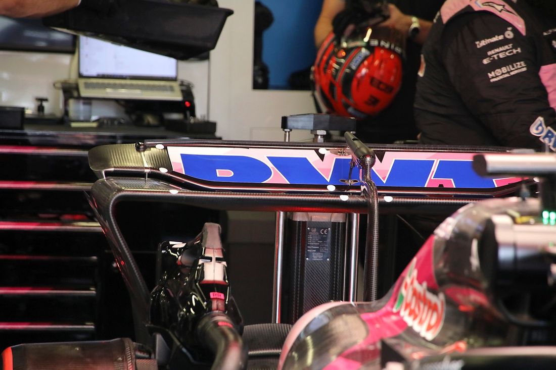 Szczegół tylnego skrzydła Alpine A524