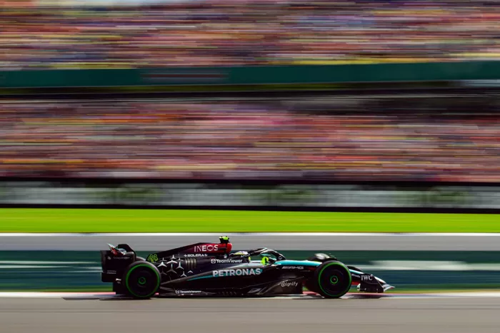 Lewis Hamilton, Mercedes W15