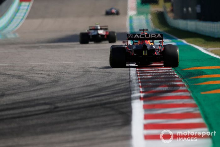 Max Verstappen, Red Bull Racing RB16B