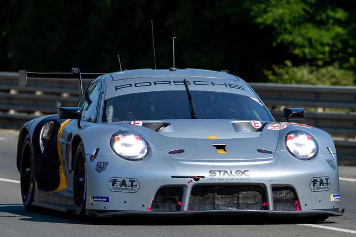 #911 Proton Competition Porsche 911 RSR - 19 de Michael Fassbender, Martin Rump, Richard Lietz