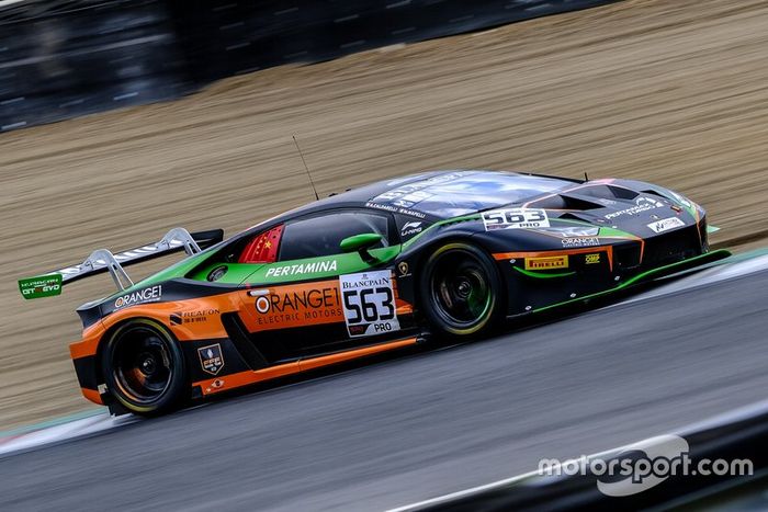 #563 Orange 1 FFF Racing Team Lamborghini Huracan GT3 2019: Andrea Caldarelli, Marco Mapelli