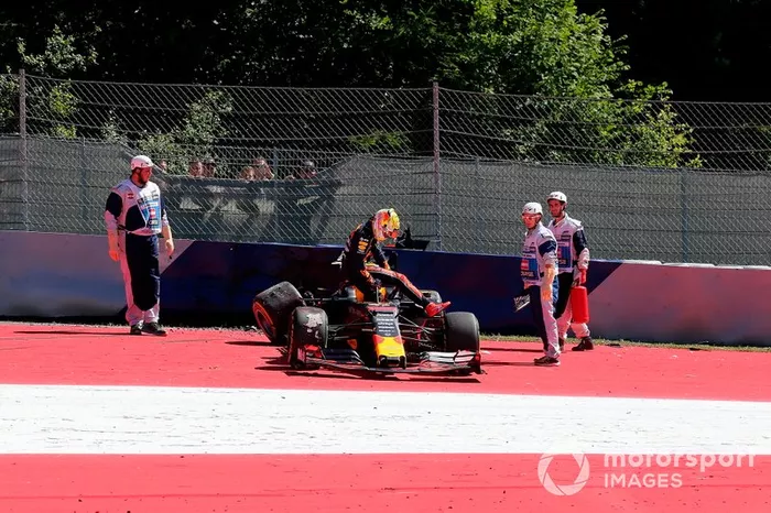 Choque de Max Verstappen, Red Bull Racing RB15