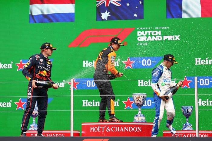 Oscar Piastri, McLaren, Max Verstappen, Red Bull Racing, Isack Hadjar, Racing Bulls Team
