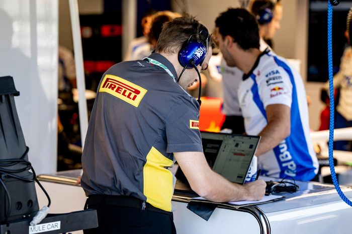 Pirelli member
