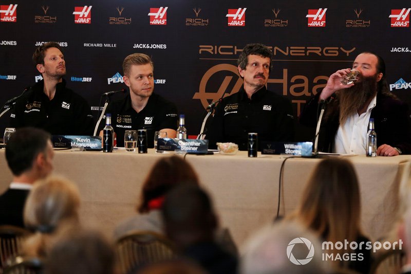 Romain Grosjean, Haas F1 Team, Kevin Magnussen, Haas F1 Team, Guenther Steiner, Team Principal, Haas F1, William Storey, CEO Rich Energy in the Press Conference