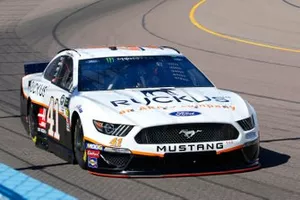 Daniel Suarez, Stewart-Haas Racing, Ford Mustang Ruckus