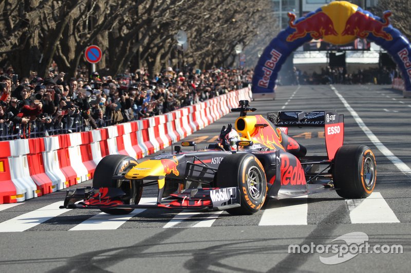 Red Bull Tokyo Gösteri Sürüşü