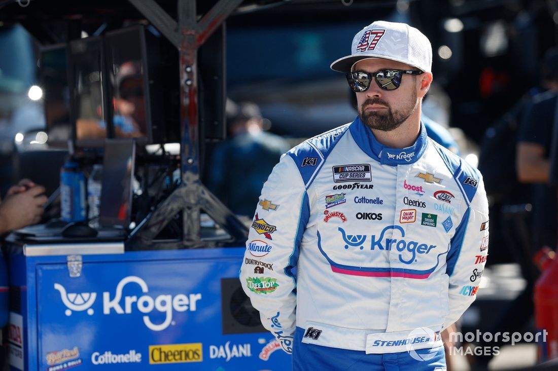 Ricky Stenhouse Jr, JTG Daugherty Racing, Colgate / Philadelphia Whipped Chevrolet Camaro