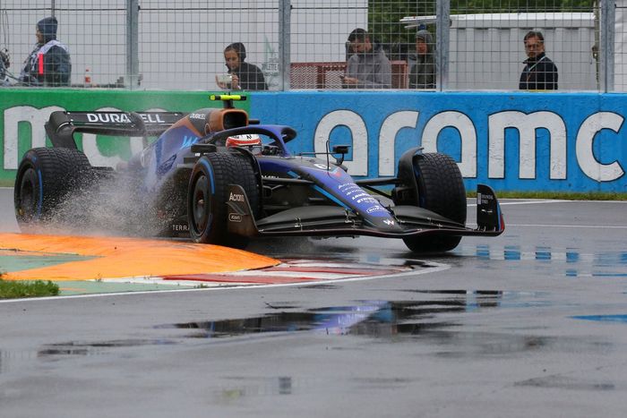 Nicholas Latifi, Williams FW44