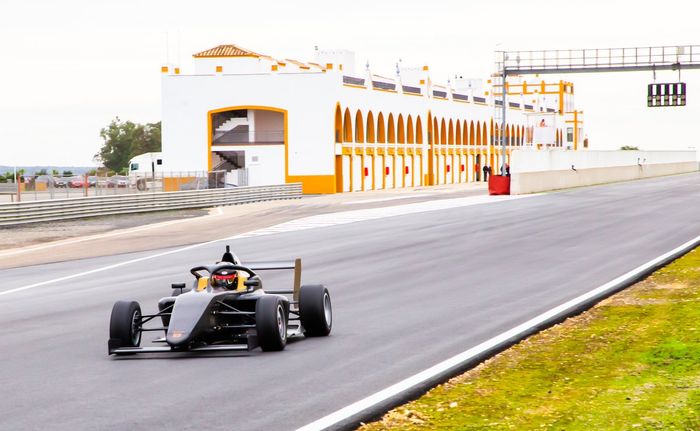 Test del TC Racing de F4 en Monteblanco