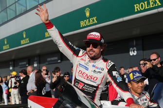 Winnaar Sebastien Buemi, Kazuki Nakajima, Fernando Alonso