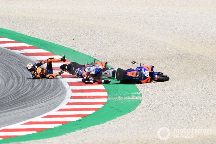 Accidente de Miguel Oliveira, Red Bull KTM Tech 3, Pol Espargaró, Red Bull KTM Factory Racing