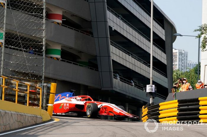 Marcus Armstrong, SJM Theodore Racing by Prema