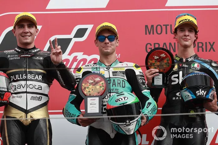 Podio: il vincitore della gara Lorenzo Dalla Porta, Leopard Racing, il secondo classificato Albert Arenas, Ángel Nieto Team, il terzo classificato Celestino Vietti, Sky Racing Team VR46