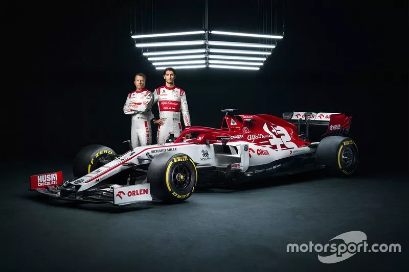 Kimi Raikkonen, Antonio Giovinazzi, Alfa Romeo Racing C39