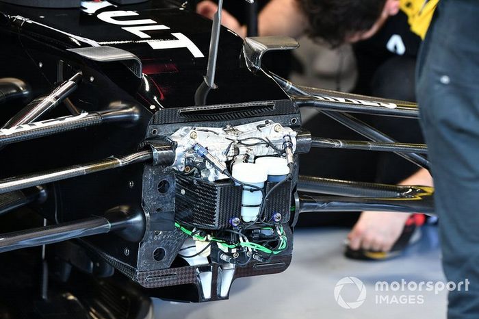 Detalle del frente del Renault R.S.20 