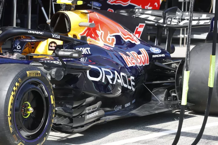 التفاصيل الفنية لـ Redbull
