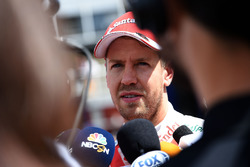 Sebastian Vettel, Ferrari met de media