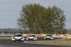 Rob Huff, Honda Racing Team JAS, Honda Civic WTCC; Norbert Michelisz, Honda Racing Team JAS, Honda C