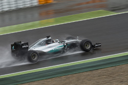 Нико Росберг, Mercedes F1 Team, на тестах шин Pirelli 2017 года