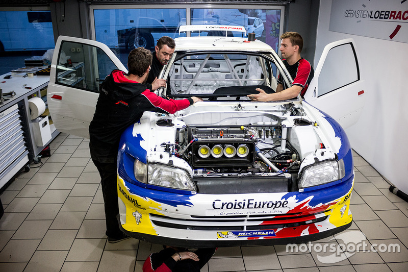 Sébastien Loeb Racing, ricostruzione della Peugeot 306 Maxi