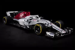 Sauber C37