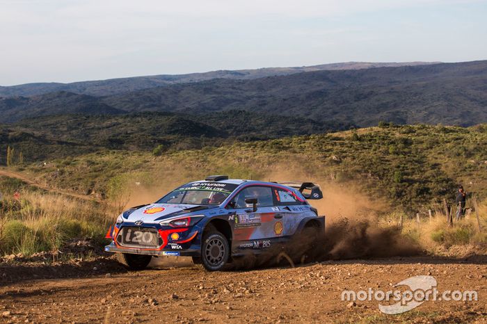 Thierry Neuville, Nicolas Gilsoul, Hyundai i20 WRC, Hyundai Motorsport