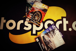 Motorsport.com e Vectura