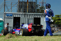 Brendon Hartley, Scuderia Toro Rosso ilk antrenmanda yolda kalıyor