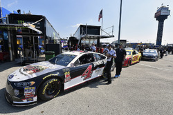 Kevin Harvick, Stewart-Haas Racing, Ford Fusion Jimmy John's Kickin' Ranch