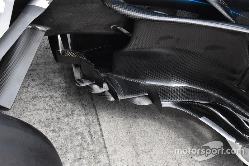 Mercedes-AMG F1 W09 bargeboard detay
