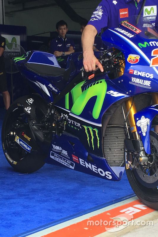 Alas internas Yamaha M1 MotoGP