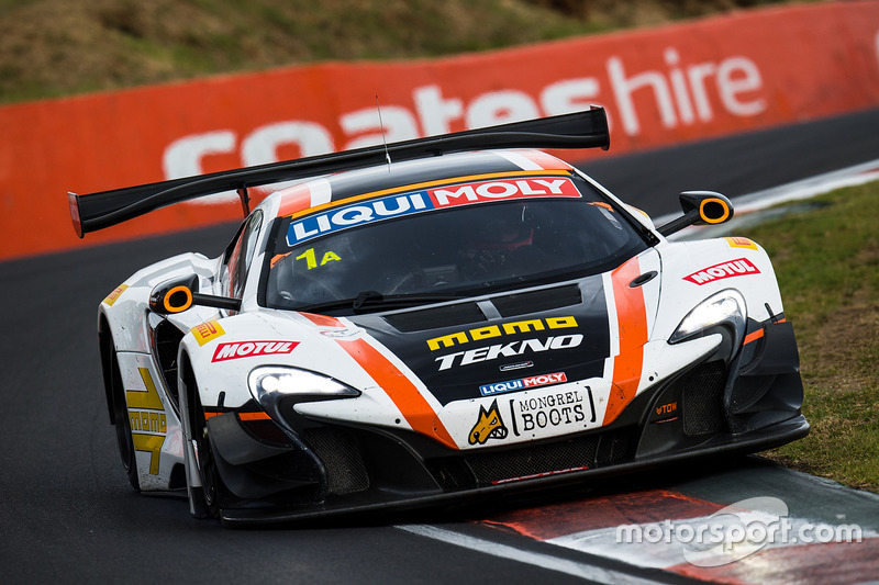 #1 Tekno Autosports / McLaren GT, McLaren 650s GT3: Alvaro Parente, Rob Bell, Co_me Ledogar