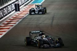 Льюїс Хемілтон, Mercedes AMG F1 W07 Hybrid