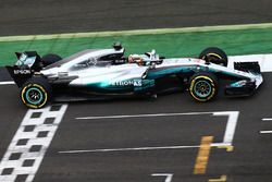 Lewis Hamilton, Mercedes AMG F1 W08 Hybrid