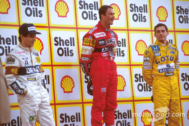 Podium : le vainqueur Nigel Mansell, Williams, le second Nelson Piquet, Williams, le troisième Ayrton Senna, Team Lotus